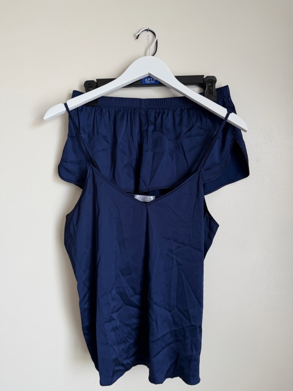 Ekouaer Navy Blue Satin Pajama Set Women’s Size M Silky Cami & Shorts